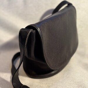 COACH Vintage Leather Crossbody Handbag in Black